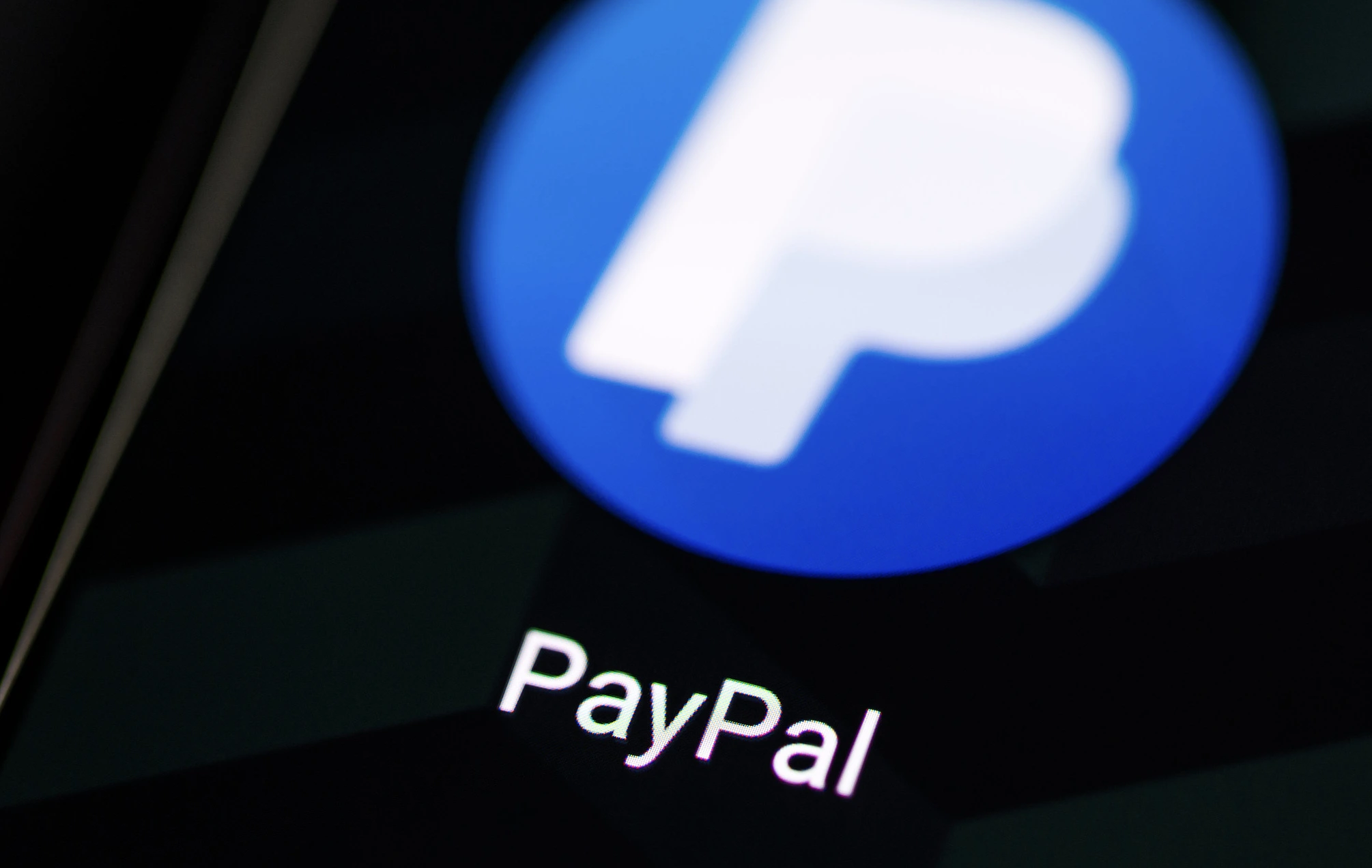 האקרים מפתיעים את מערכת PayPal כדי לשלוח אימיילים מטעים של הונאה